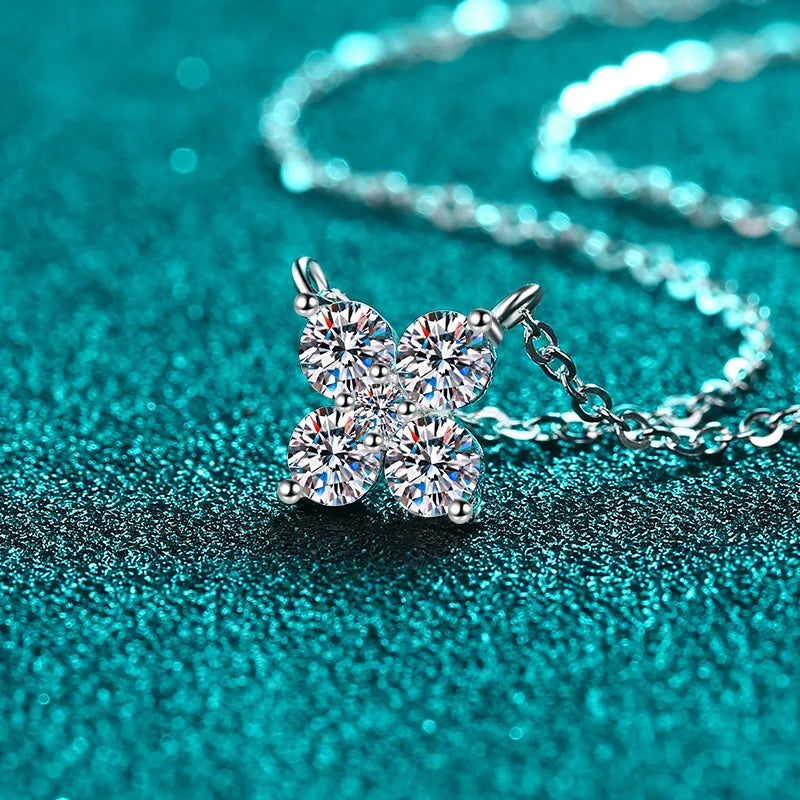 1.26 Carat Moissanite 925 Sterling Silver Geometric Shape Pendant Necklace - Roe Creation