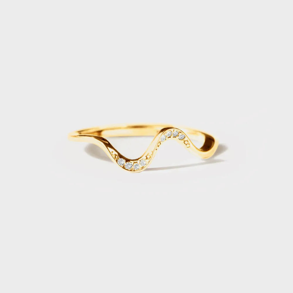 925 Sterling Silver Inlaid Zircon Wave Shape Ring - Roe Creation
