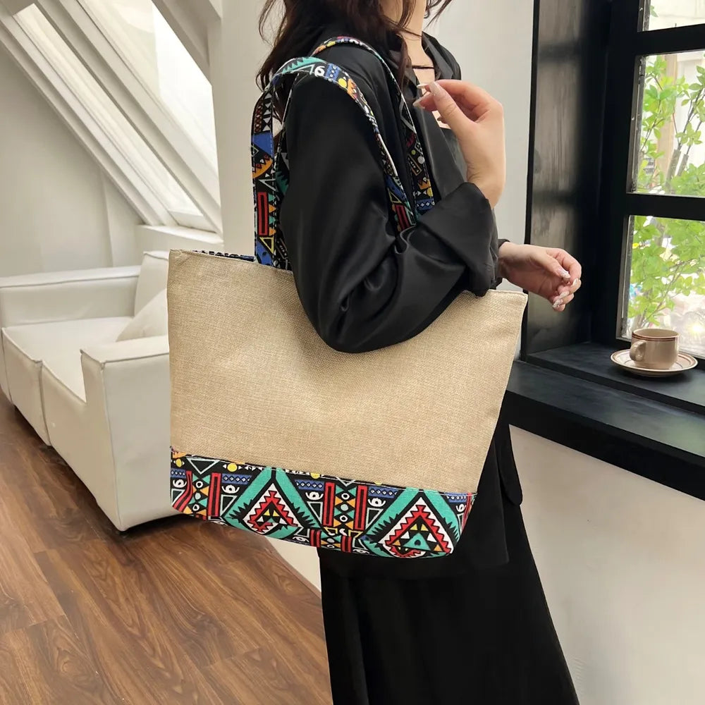 Medium Tote Bag with Ethnic Pattern Details - Roe Creation