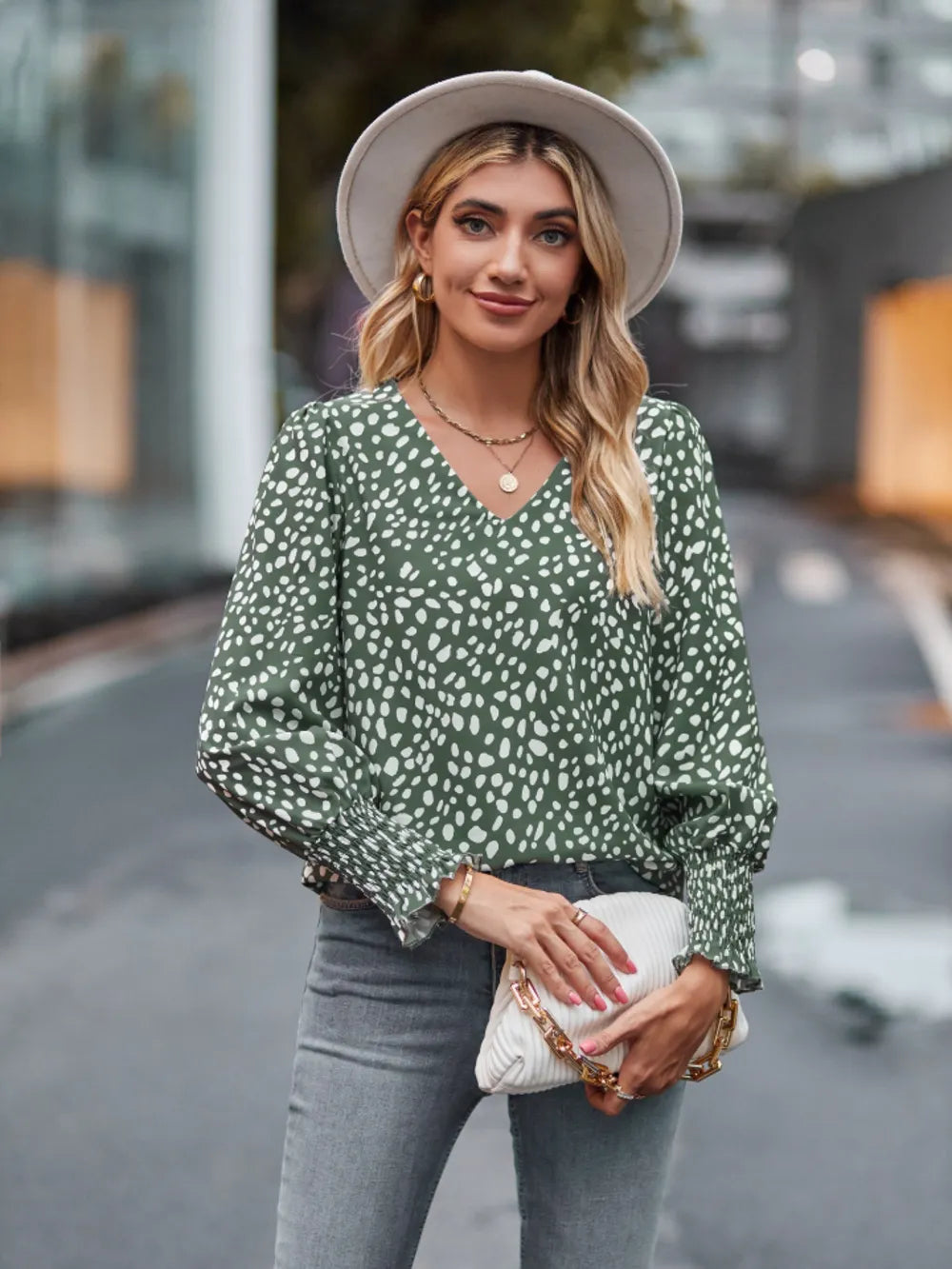 Elegant Printed V-Neck Blouse with Lantern Sleeves - Roe Creation