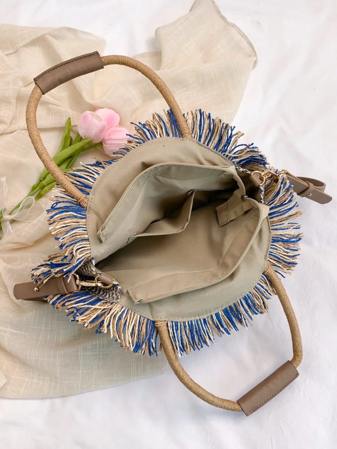 Round Woven Straw Tassel Handbag - Roe Creation