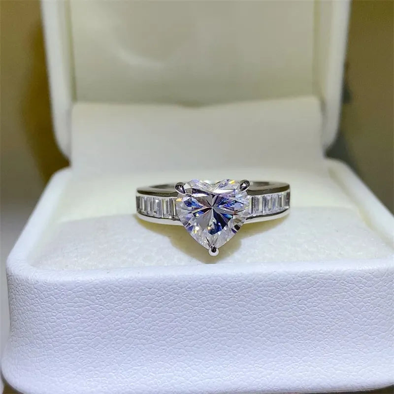 3 Carat Moissanite 925 Sterling Silver Ring - Roe Creation