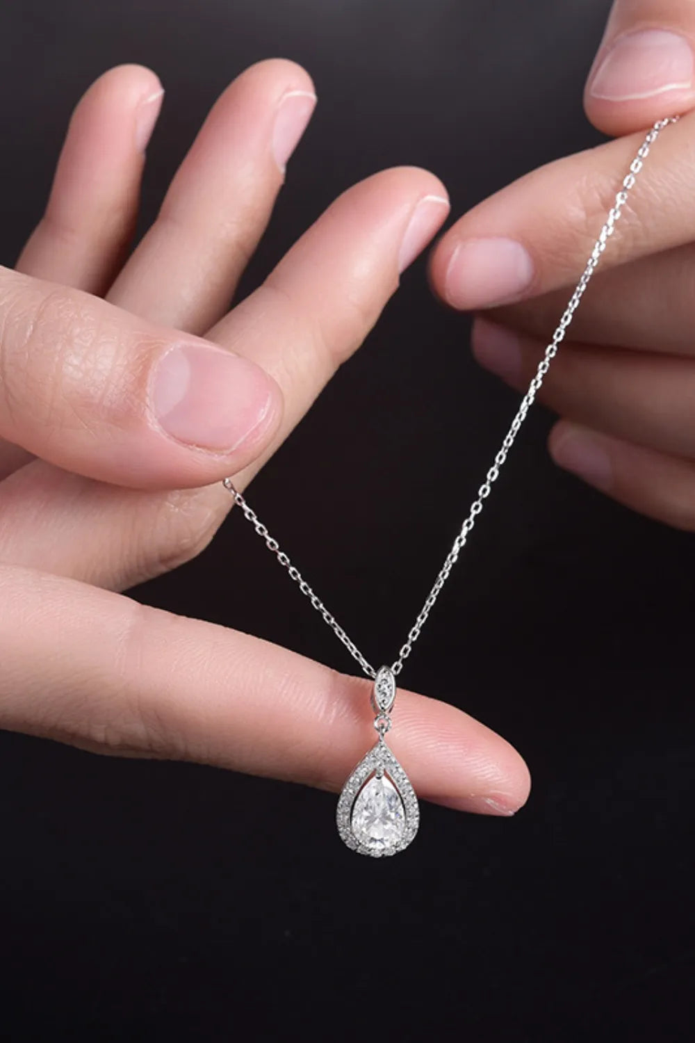 1.5 Carat Moissanite 925 Sterling Silver Teardrop Necklace - Roe Creation