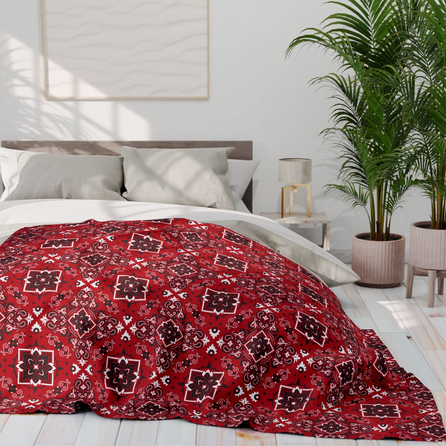 Cozy Red Patterned Arctic Fleece Blanket - Perfect for Winter Gatherings & Gift Giving