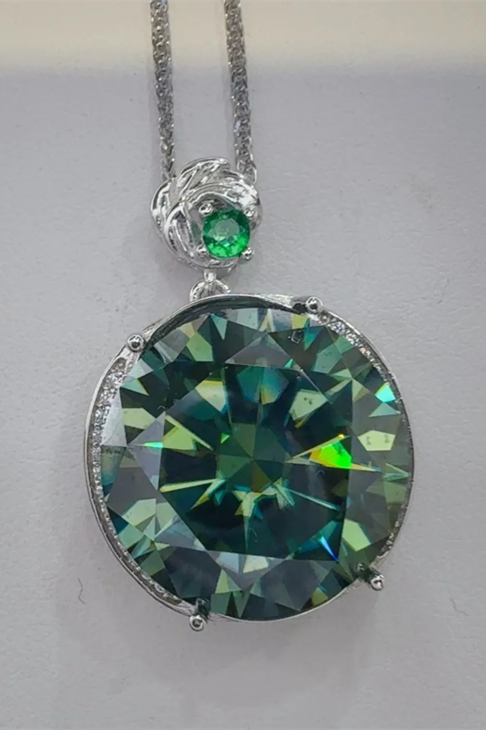 20 Carat Moissanite 925 Sterling Silver Pendant Necklace - Roe Creation