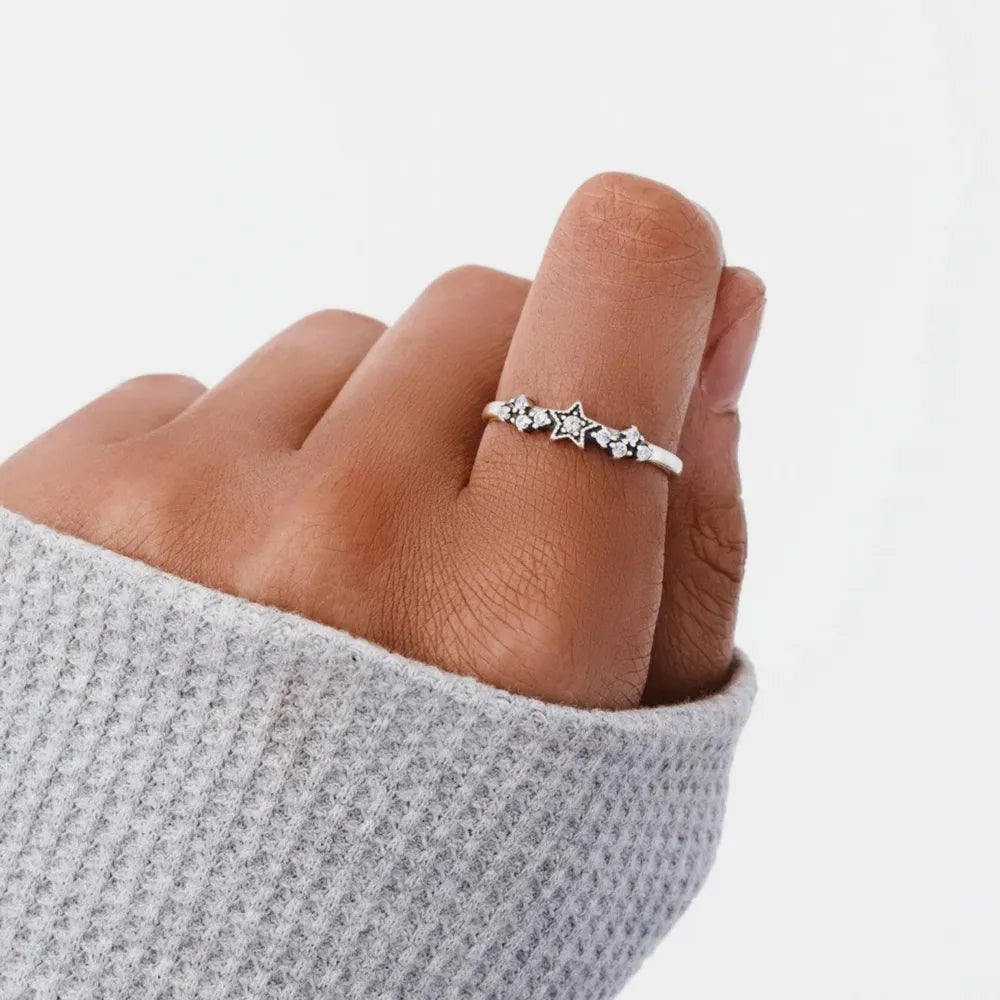 925 Sterling Silver Star Ring - Roe Creation