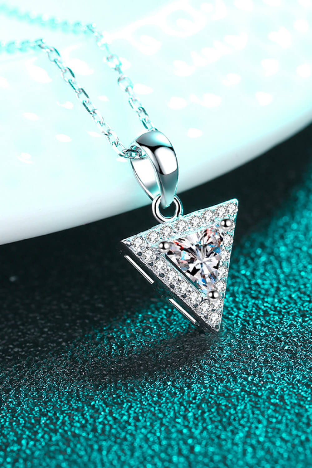 925 Sterling Silver Triangle Moissanite Pendant Necklace - Roe Creation