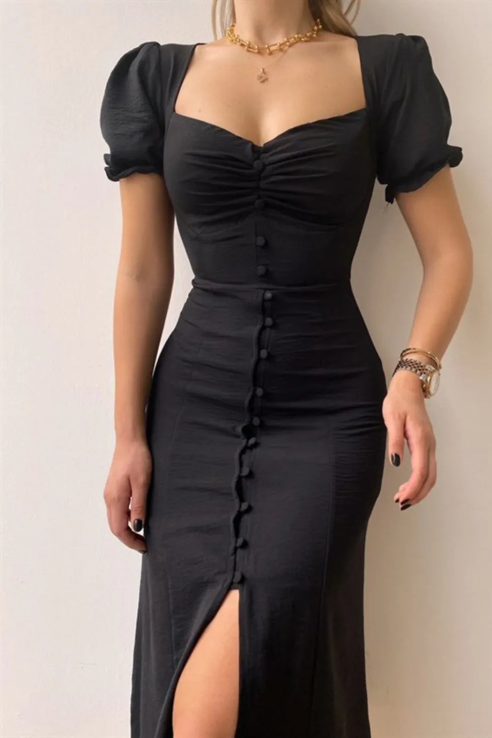 Sweetheart Neck Short Sleeve Dress - Roe Creation