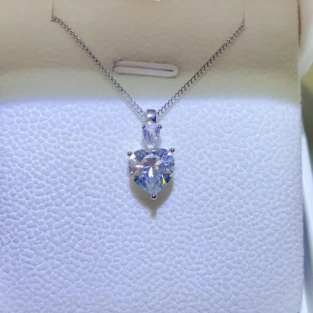 2 Carat Moissanite 925 Sterling Silver Heart Pendant Necklace - Roe Creation