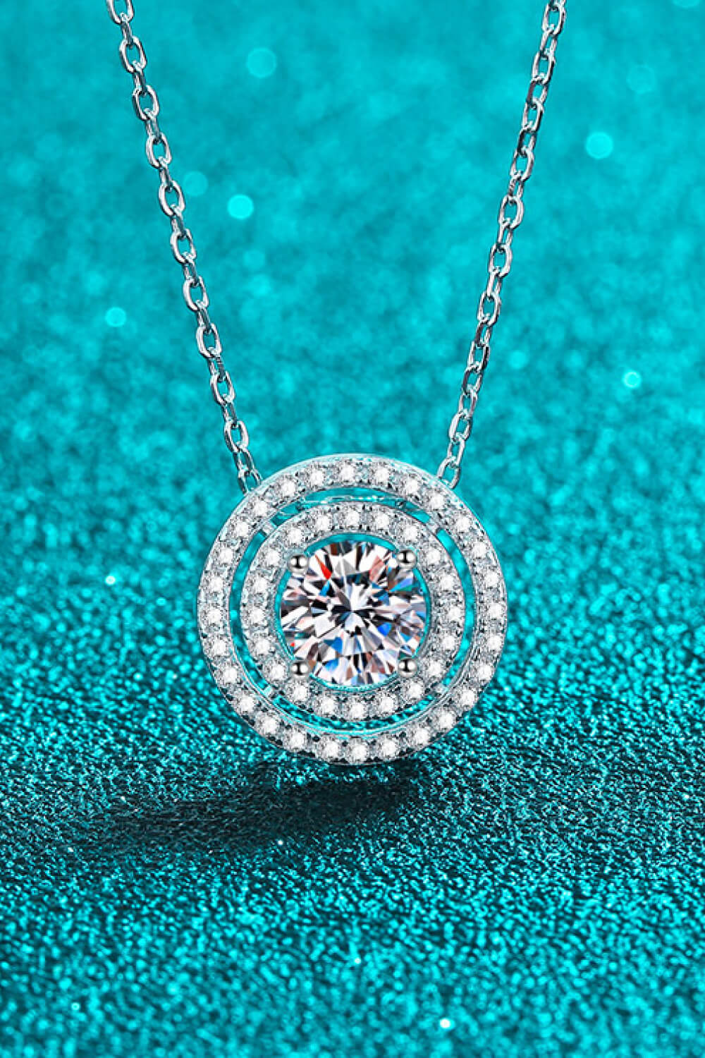 Moissanite Round Pendant Rhodium-Plated Necklace - Roe Creation