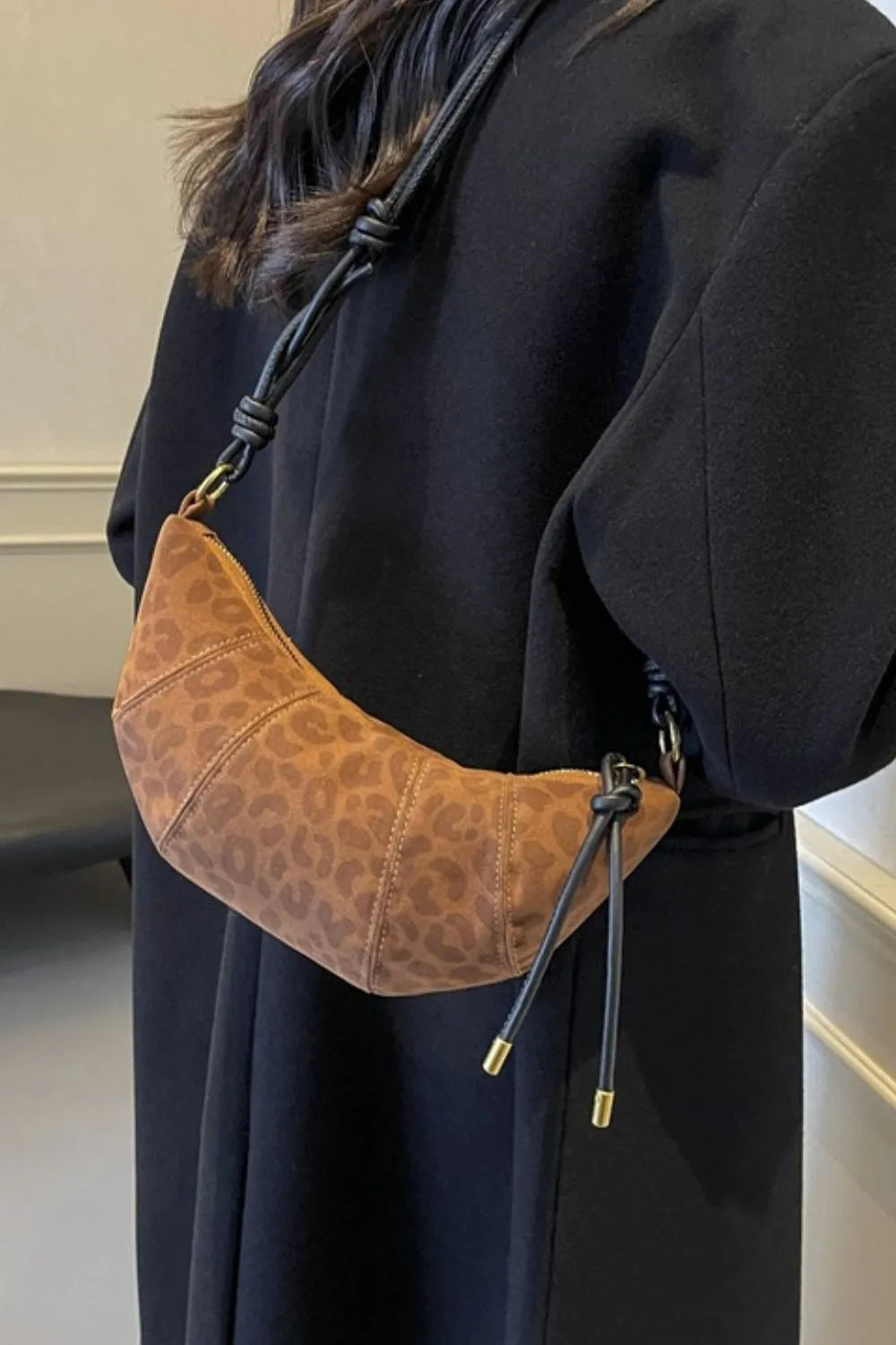 Leopard Print Suede Shoulder Bag with PU Leather Strap - Roe Creation