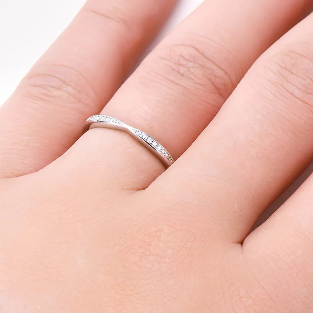 925 Sterling Silver Inlaid Moissanite Ring - Roe Creation