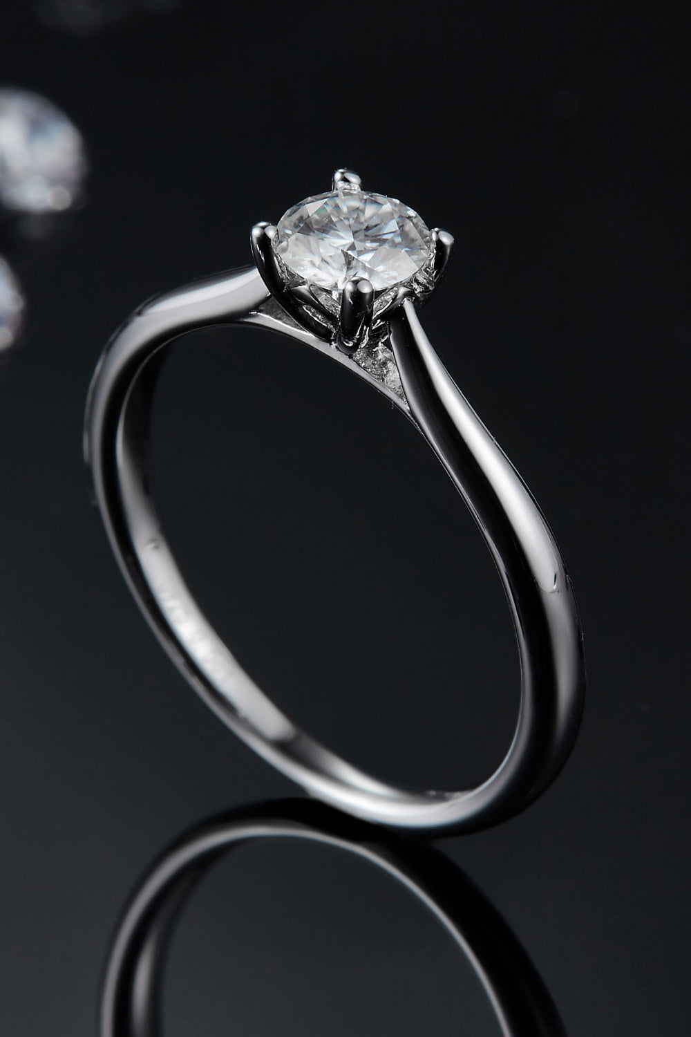 Moissanite 925 Sterling Silver Solitaire Ring - Roe Creation