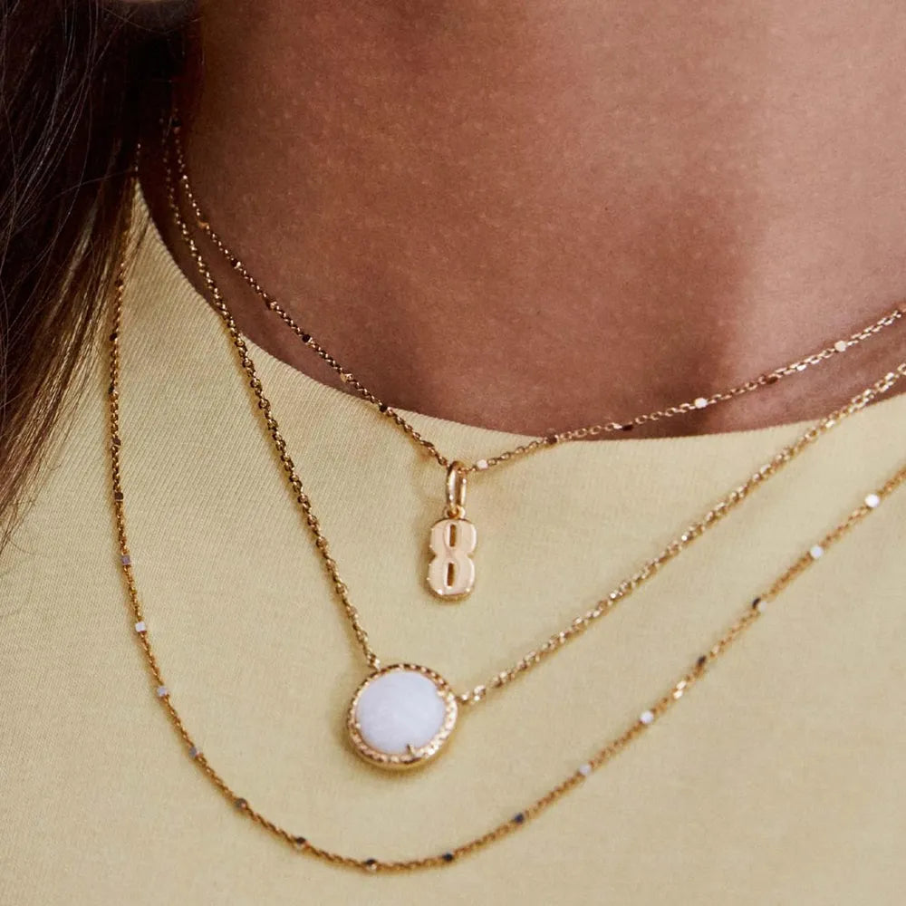 Sporty Element Resin Necklace - Roe Creation