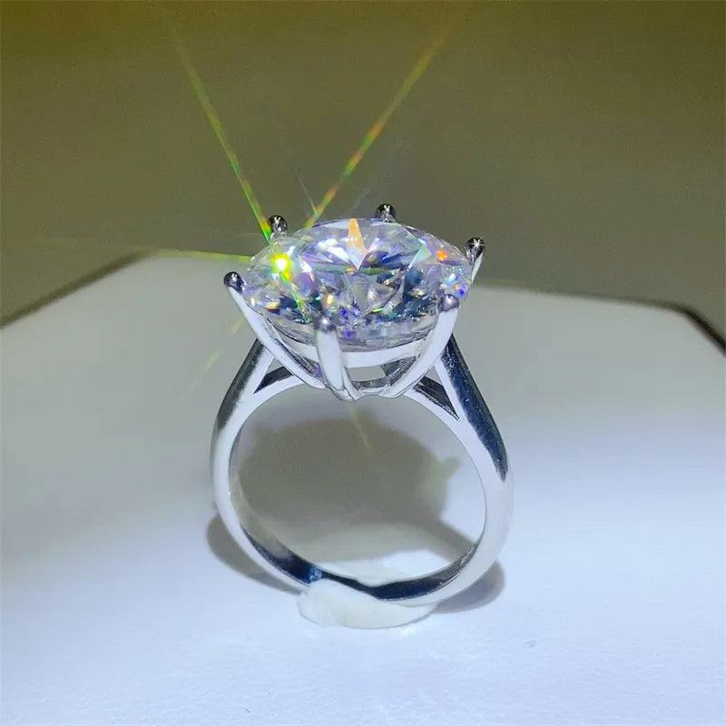 10 Carat Moissanite 925 Sterling Silver Ring - Roe Creation
