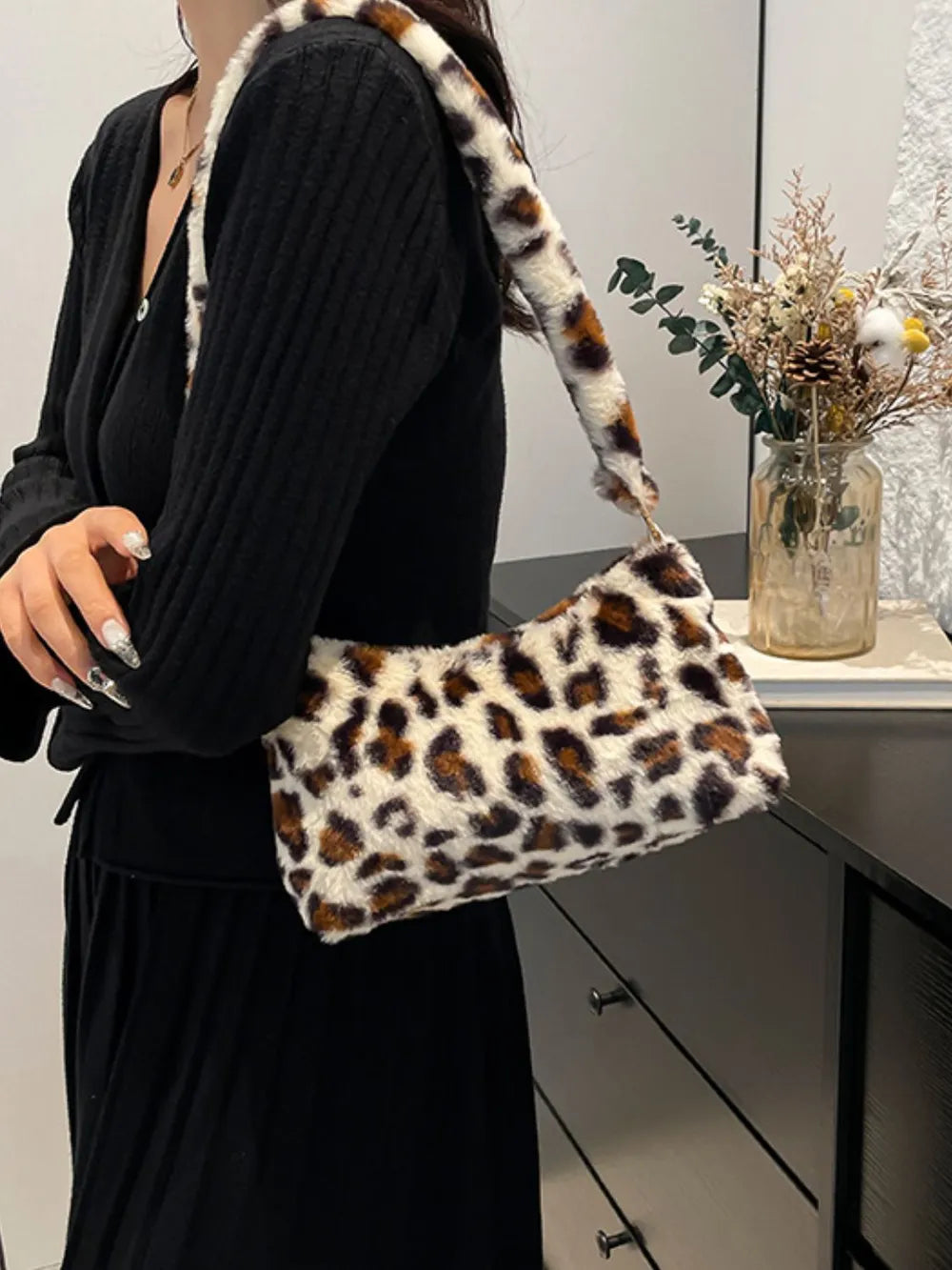 Leopard Print Fluffy Shoulder Bag - Roe Creation