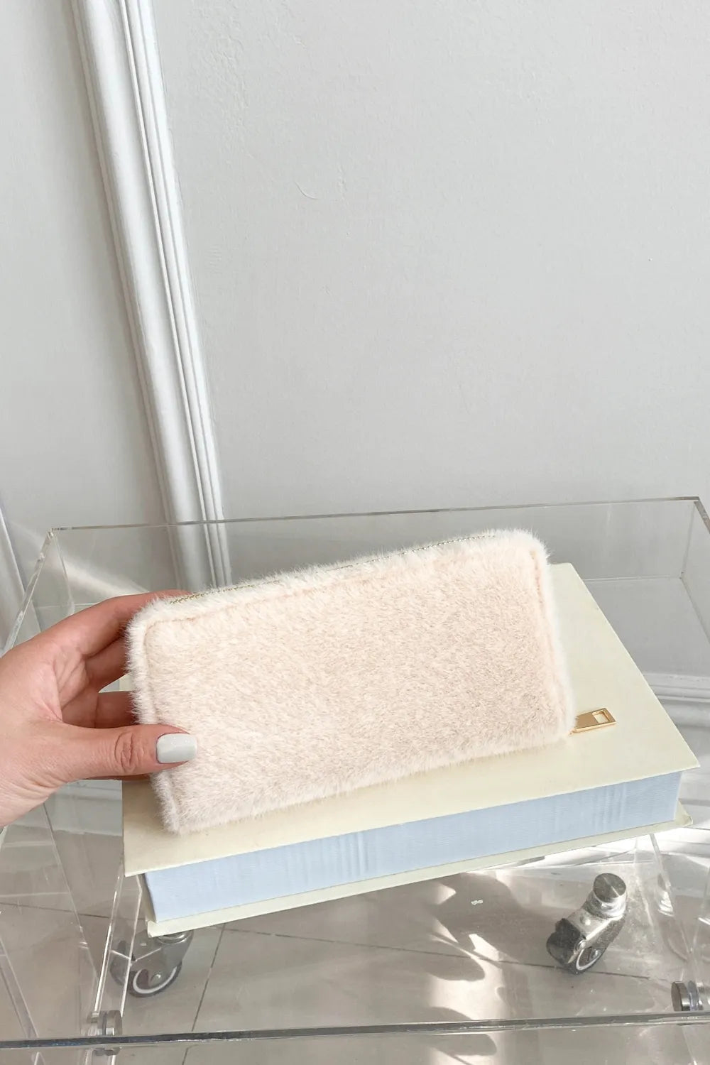 Solid Color Fluff Rectangle Wallet - Roe Creation