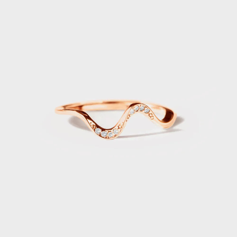 925 Sterling Silver Inlaid Zircon Wave Shape Ring - Roe Creation