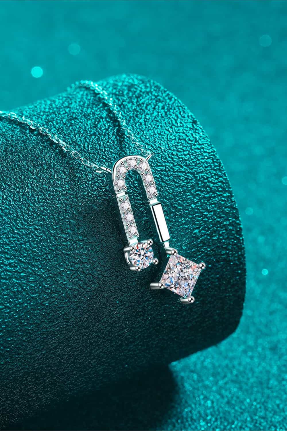 1.3 Carat Moissanite 925 Sterling Silver Necklace - Roe Creation