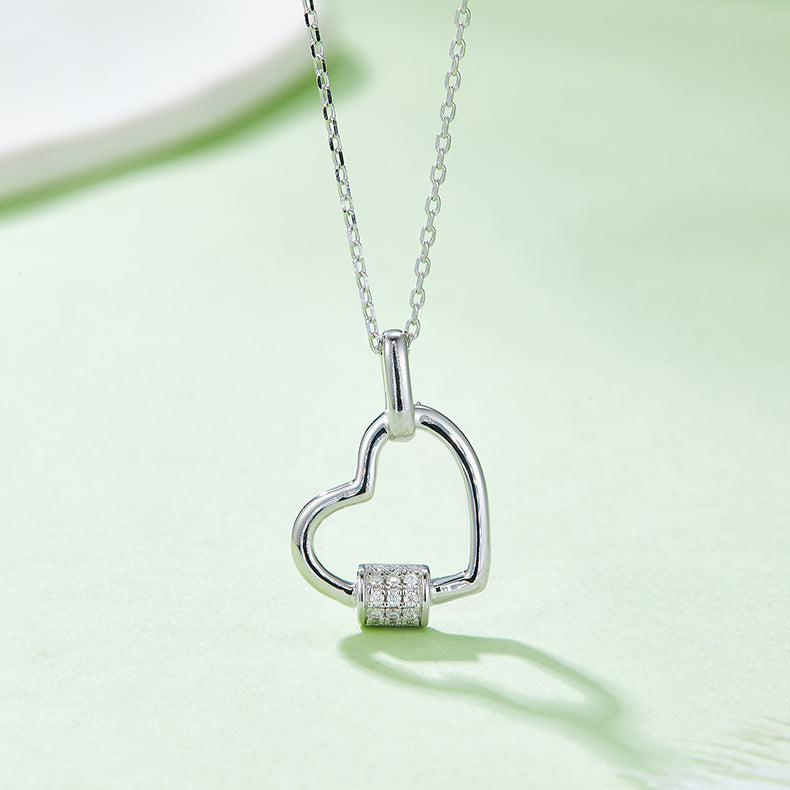 Moissanite 925 Sterling Silver Heart Shape Necklace - Roe Creation