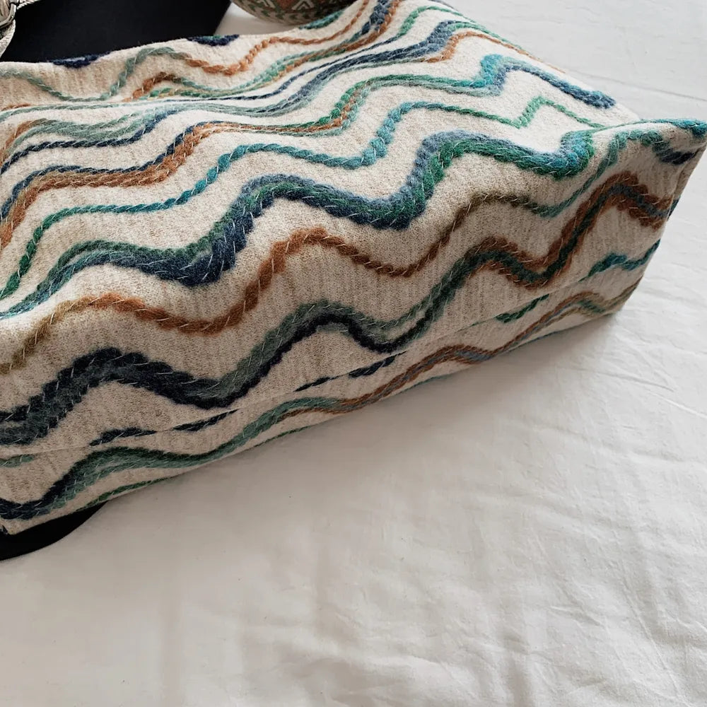 Vintage Medium Shoulder Bag with Adjustable Strap - Roe Creation