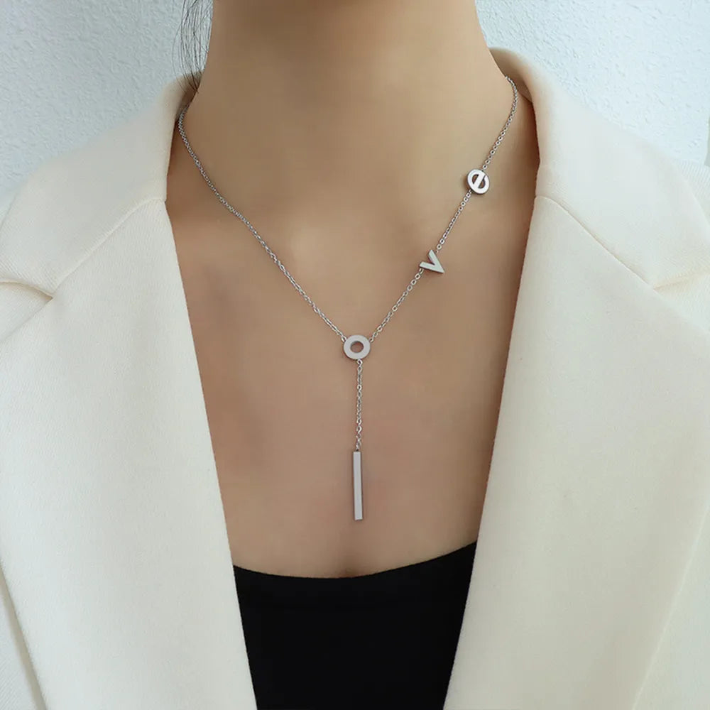 Titanium Steel Letter Necklace - Roe Creation