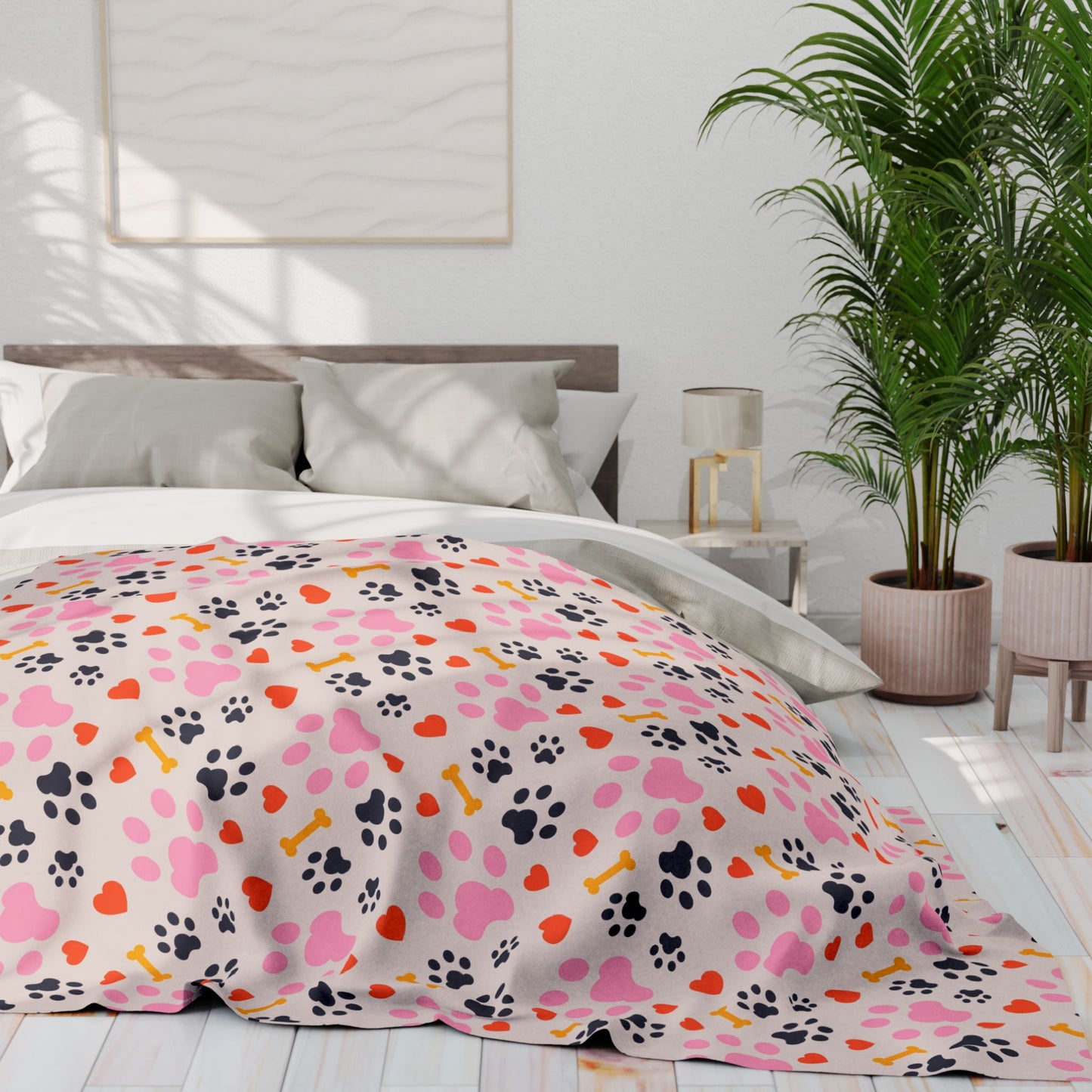 Pet Paw Pattern Fleece Blanket with Heart and Paw Print Design