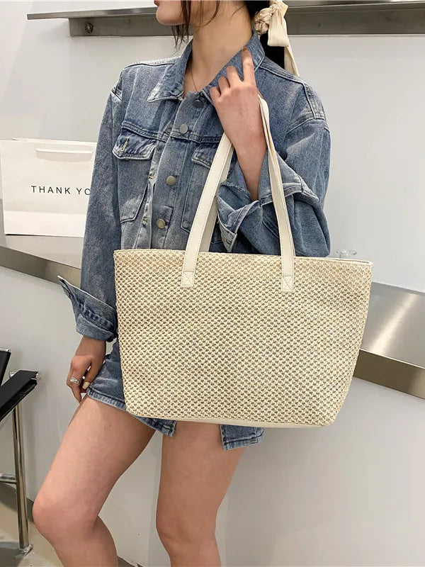 Woven Straw Tote Bag in Solid Colour - Roe Creation