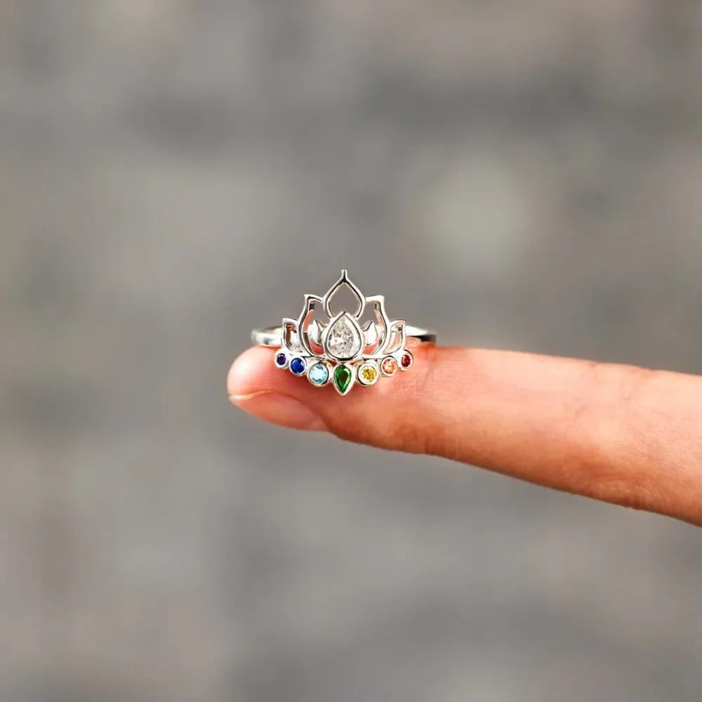 925 Sterling Silver Inlaid Zircon Lotus Shape Ring - Roe Creation