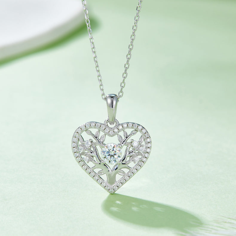 Moissanite 925 Sterling Silver Heart Shape Necklace - Roe Creation