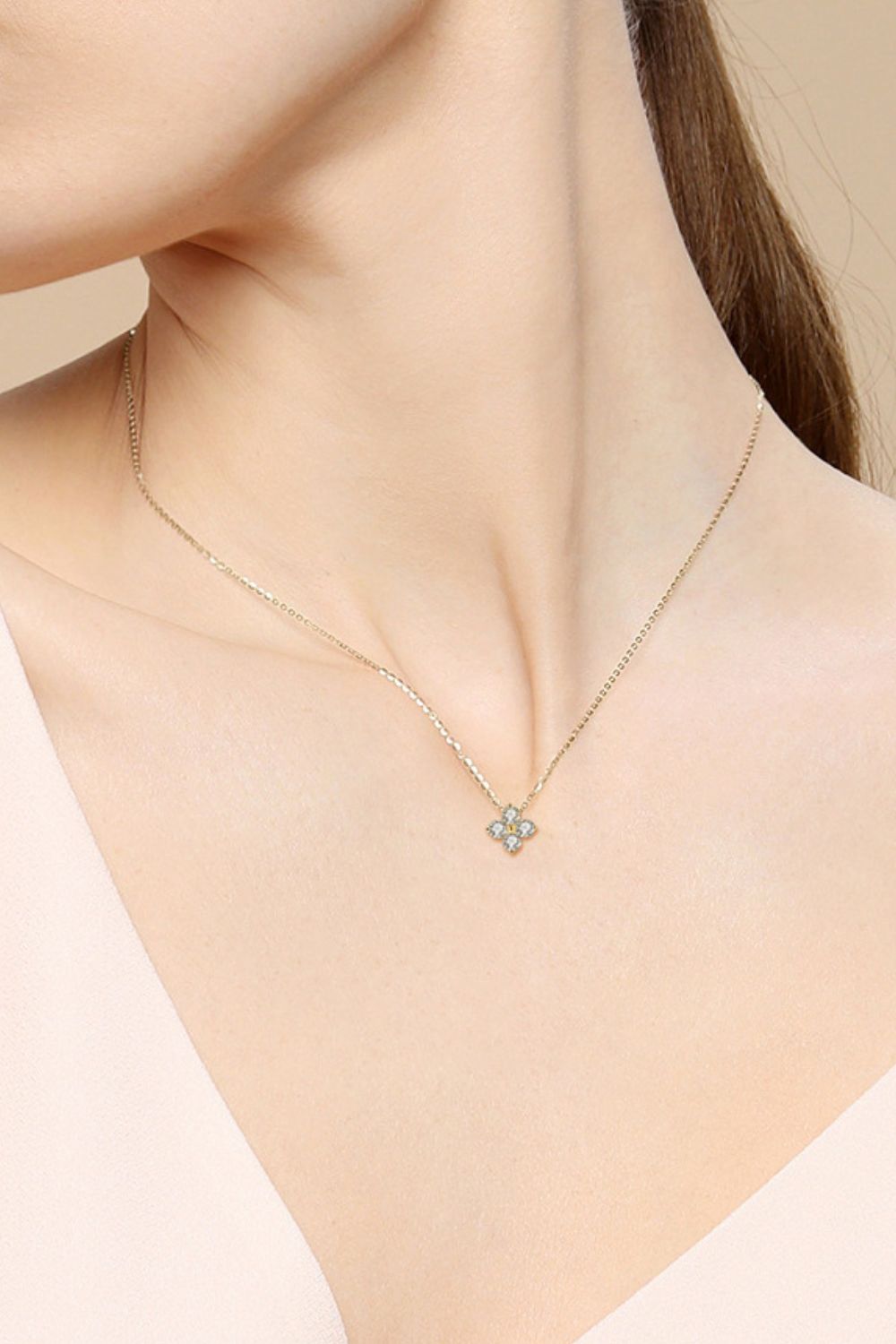Moissanite Four Leaf Clover Pendant Necklace - Roe Creation