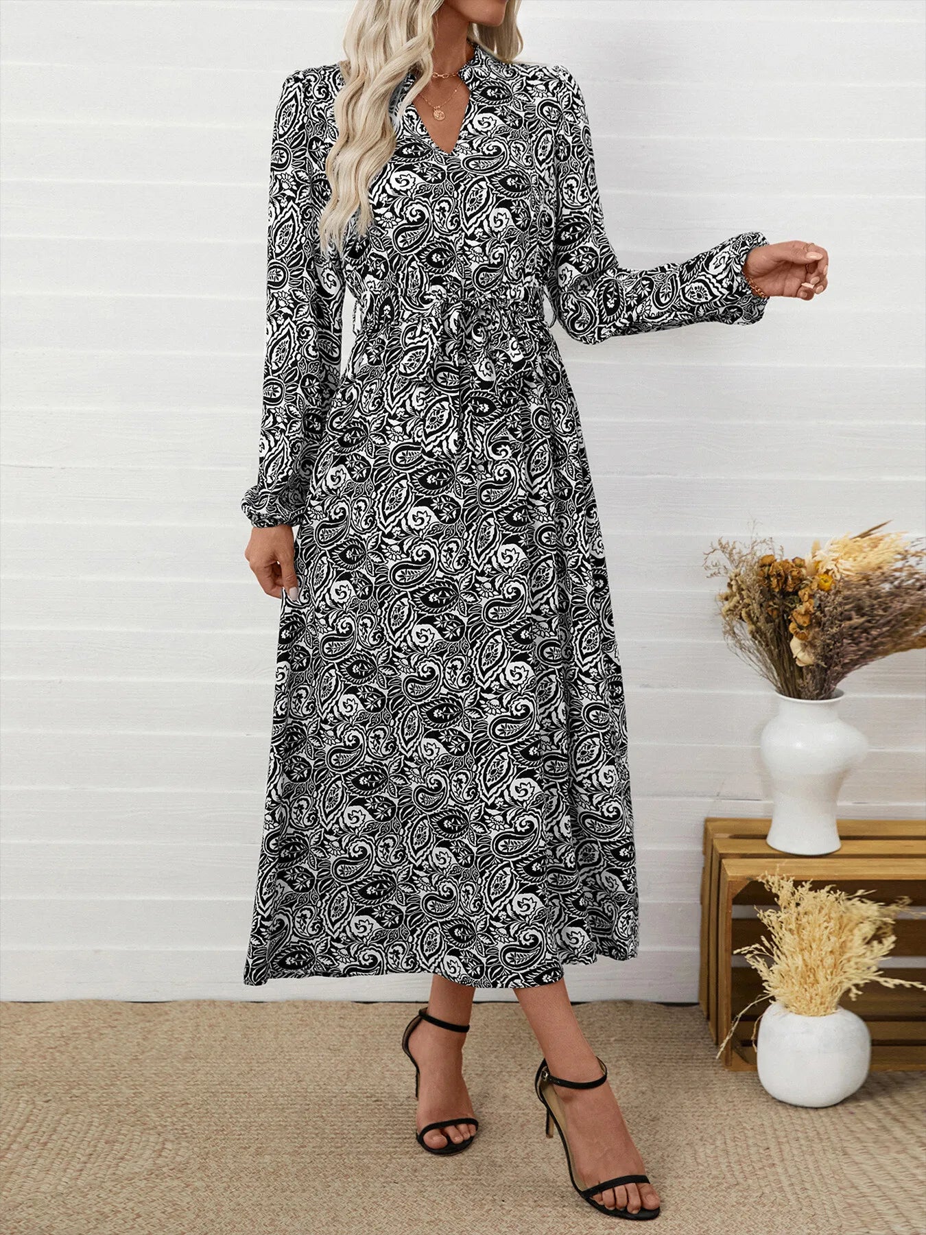 Paisley Print Long Sleeve Midi Dress - Roe Creation