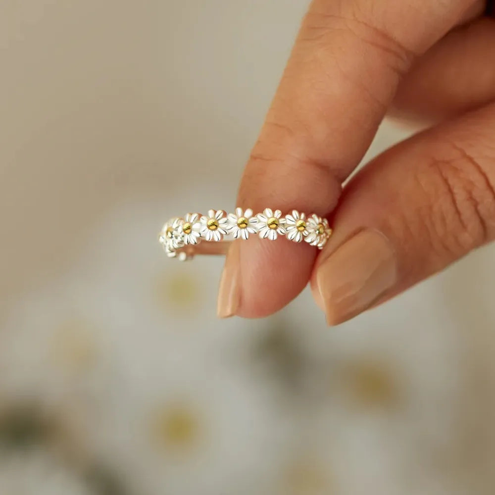 Flower Shape 925 Sterling Silver Ring - Roe Creation
