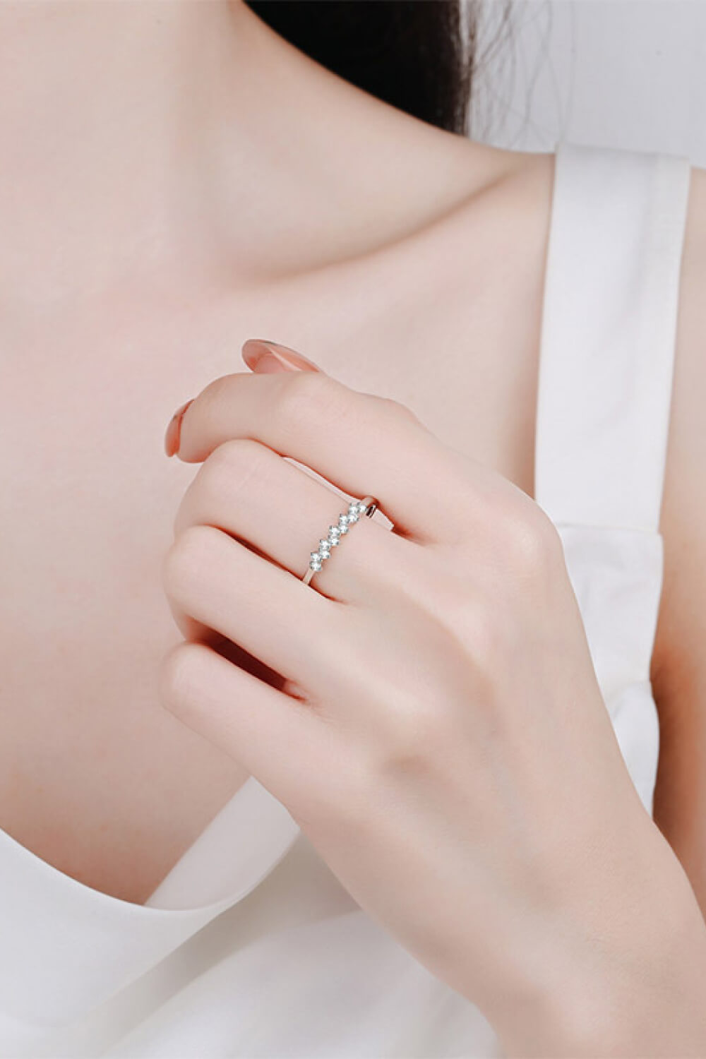 Eye-Catching 925 Sterling Silver Moissanite Ring - Roe Creation