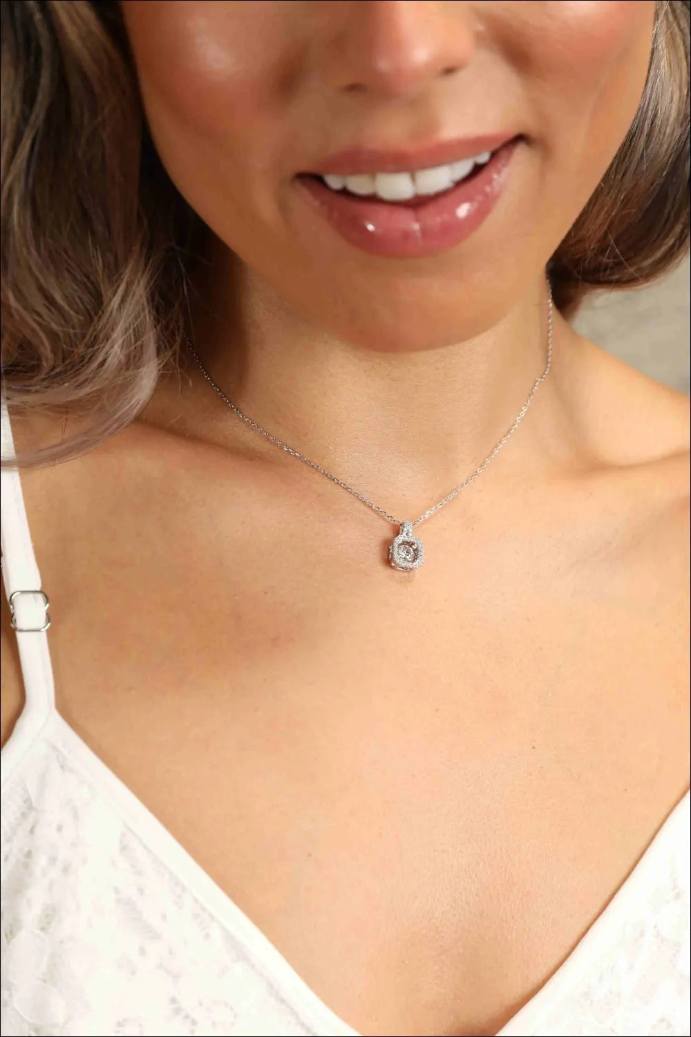 Adored Moissanite 925 Sterling Silver Necklace - Roe Creation