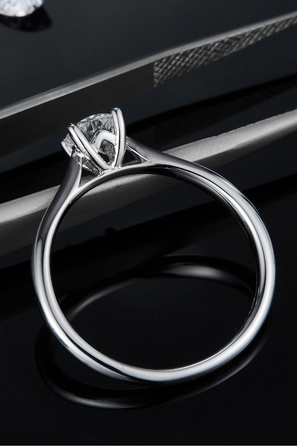 Moissanite 925 Sterling Silver Solitaire Ring - Roe Creation