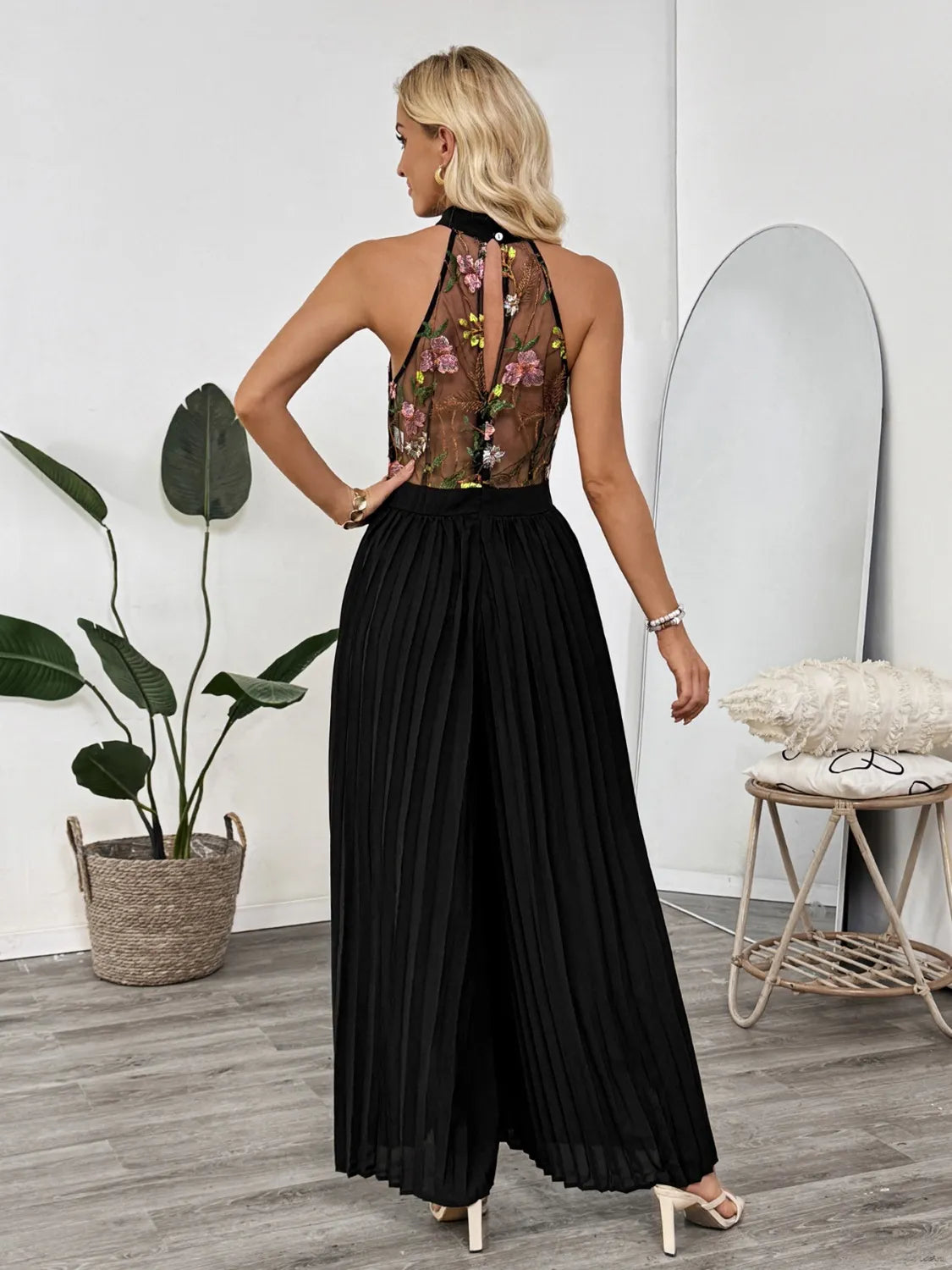 Floral Embroidered Halter Neck Pleated Jumpsuit - Roe Creation