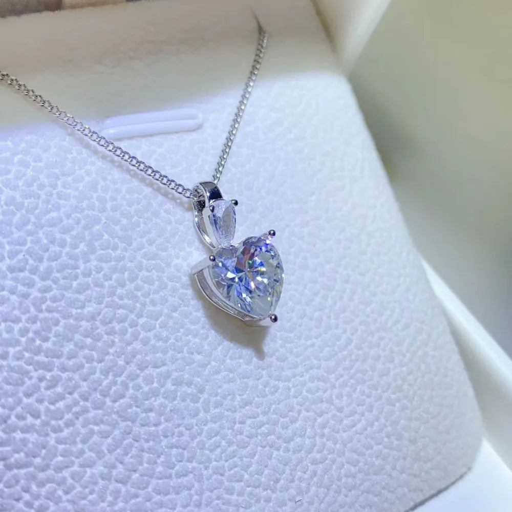 2 Carat Moissanite 925 Sterling Silver Heart Pendant Necklace - Roe Creation