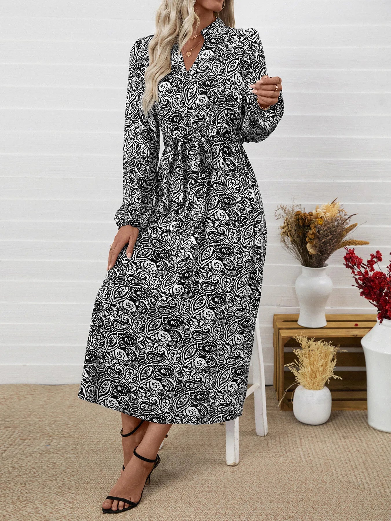 Paisley Print Long Sleeve Midi Dress - Roe Creation