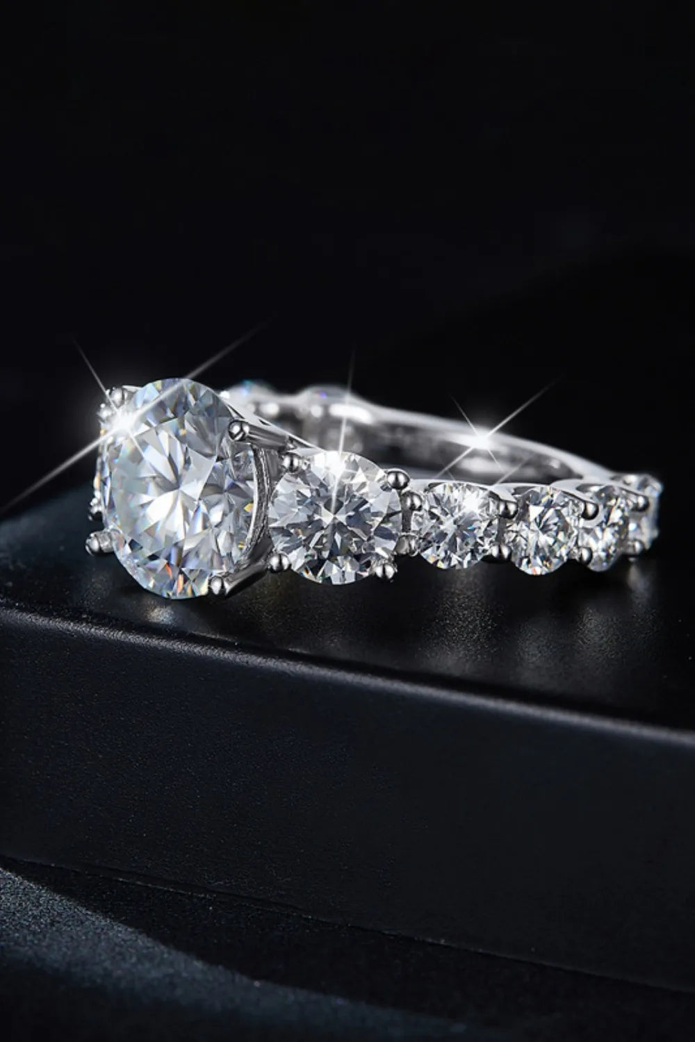 8 Carat Moissanite 925 Sterling Silver Ring - Roe Creation