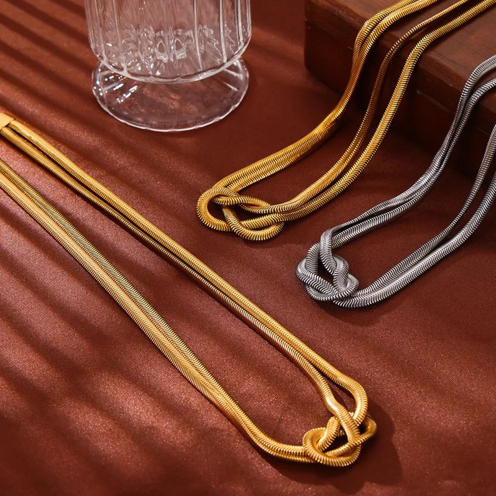 Titanium Steel Knot Necklace - Roe Creation