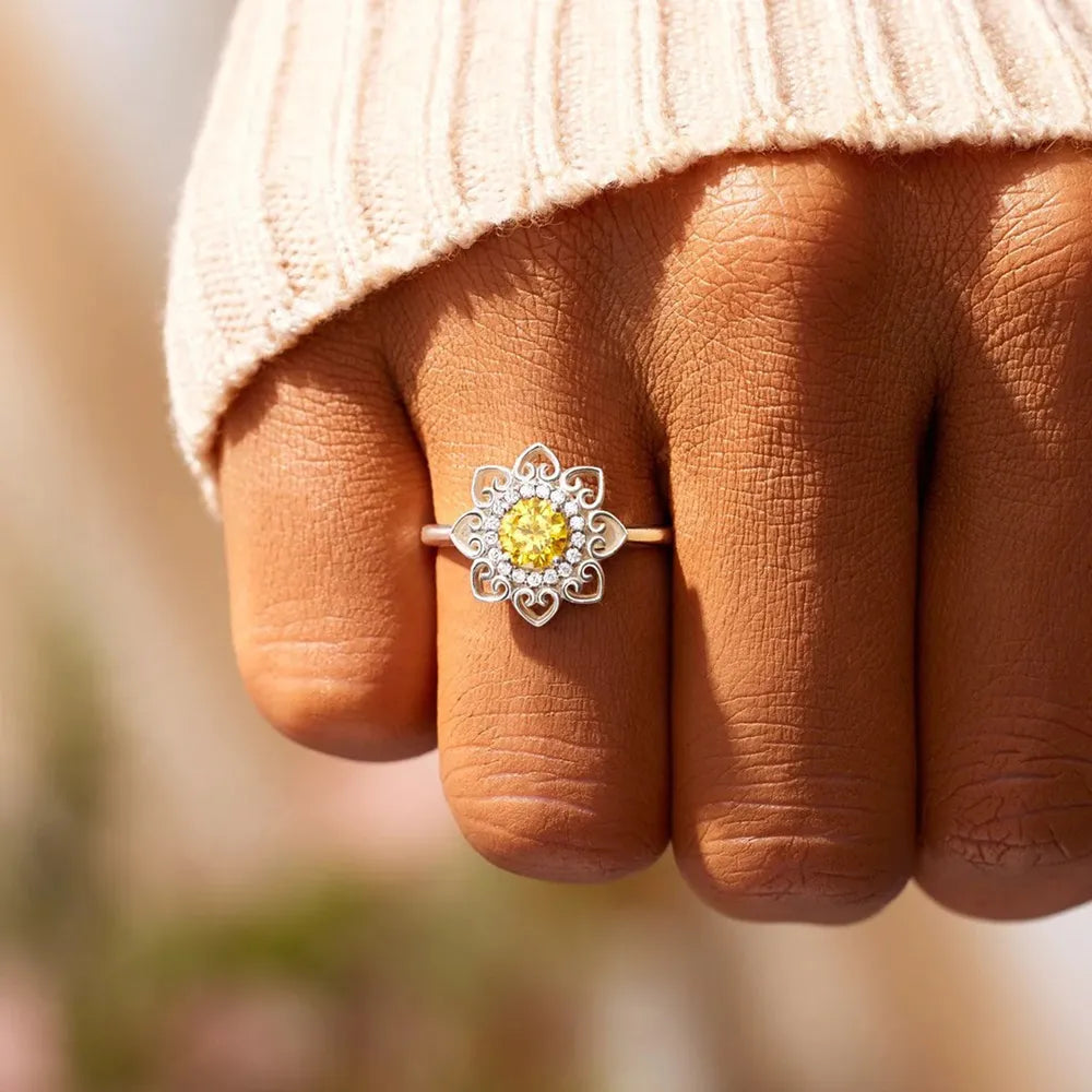 Flower Shape Zircon Platinum-Plated 925 Sterling Silver Ring - Roe Creation