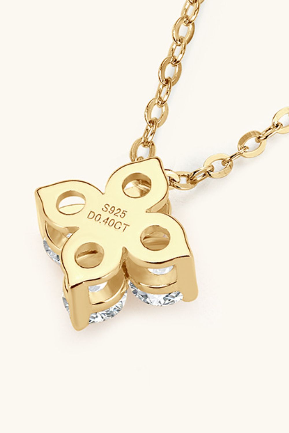 Moissanite Four Leaf Clover Pendant Necklace - Roe Creation