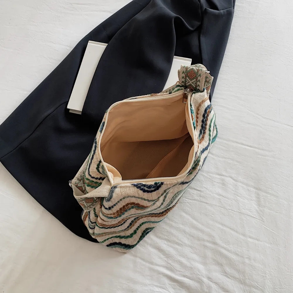 Vintage Medium Shoulder Bag with Adjustable Strap - Roe Creation