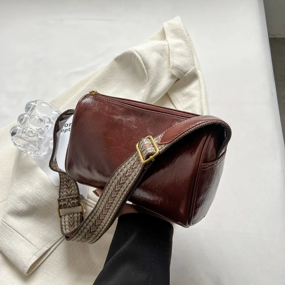 Leather Shoulder Bag with Woven Strap - Roe Creation