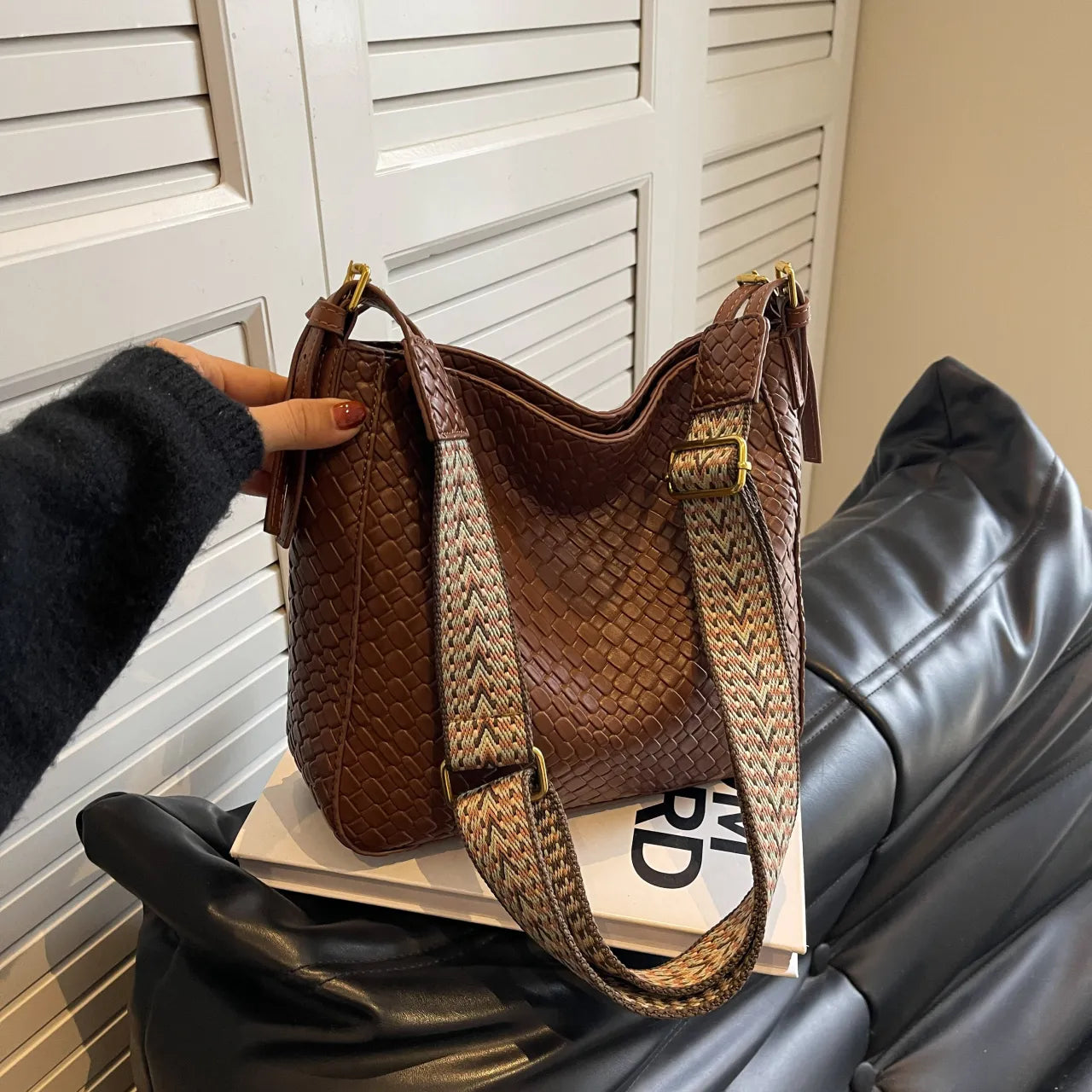 Woven Leather Shoulder Bag with Adjustable Strap - Roe Creation