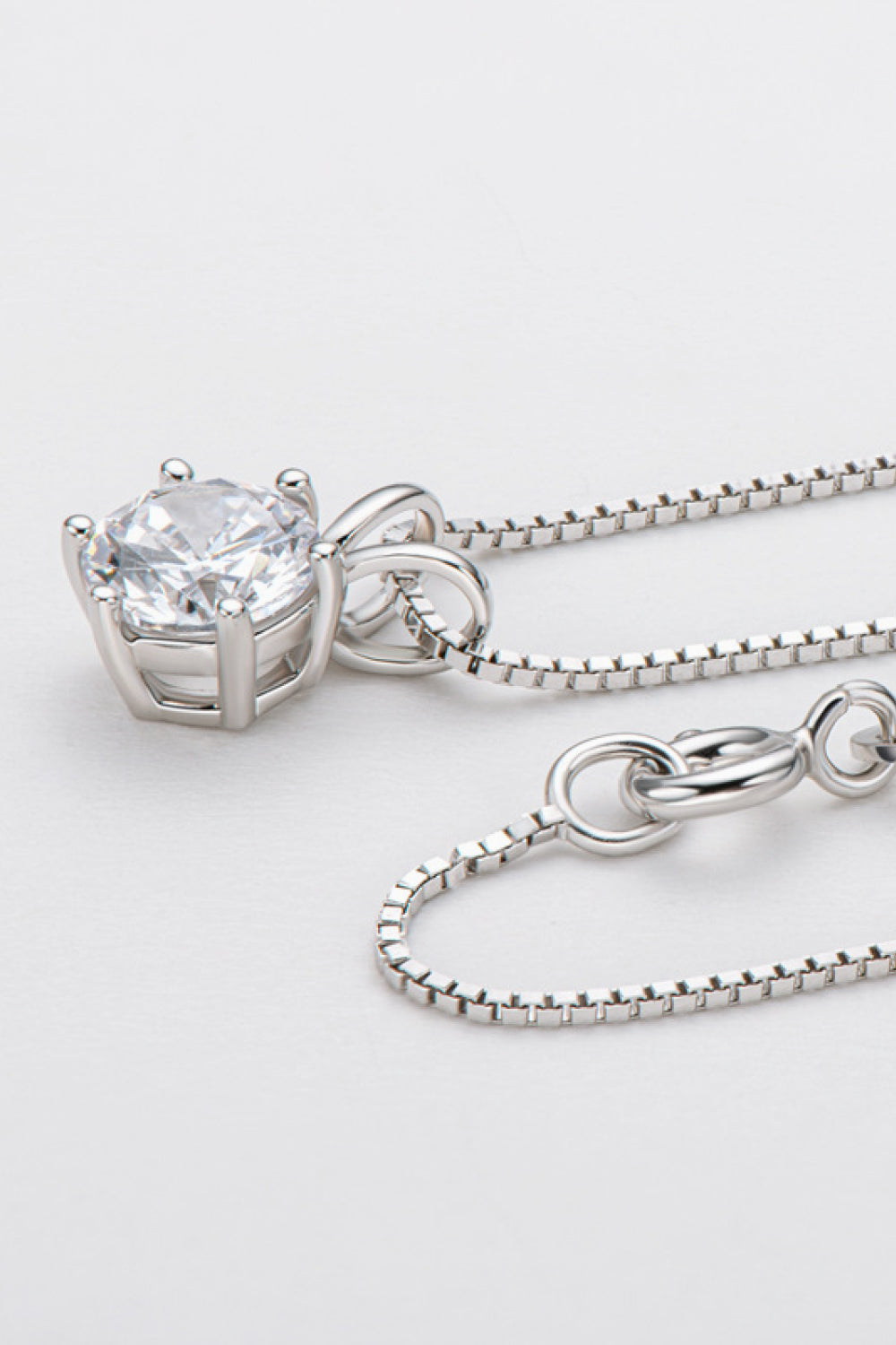 925 Sterling Silver 1 Carat Moissanite Pendant Necklace - Roe Creation