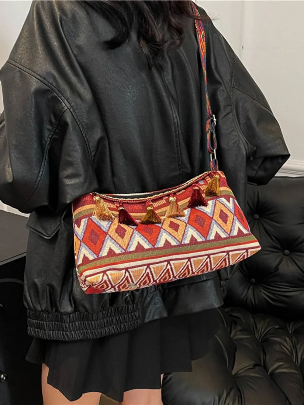 Retro Patterned Shoulder Bag with Tassel and Adjustable Strap - Roe Creation