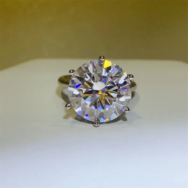 10 Carat Moissanite 925 Sterling Silver Ring - Roe Creation