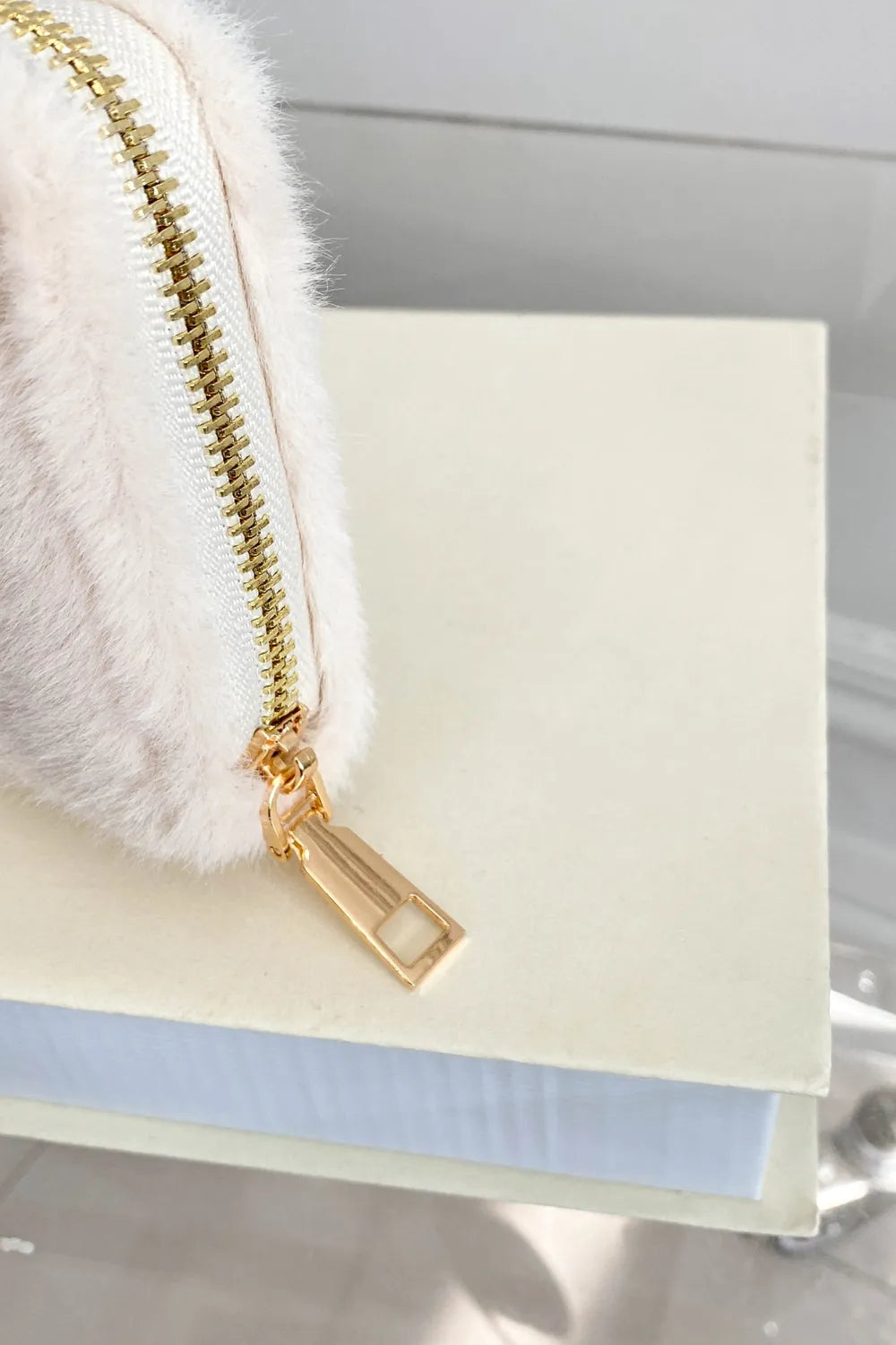 Solid Color Fluff Rectangle Wallet - Roe Creation